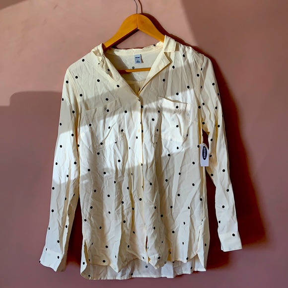 LONG ‘OLD NAVY’ SLEEVE POLKA-DOT BUTTON DOWN! - Picture 2 of 7